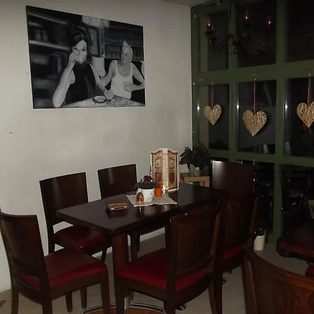 בית הארחה Gaestehaus Zum Anker בסיגהיים