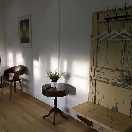 Gaestehaus Zum Anker בית הארחה 3*